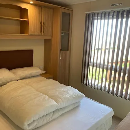6 Berth Caravan Hire Close To Fantasy Island Ingoldmells Extérieur photo