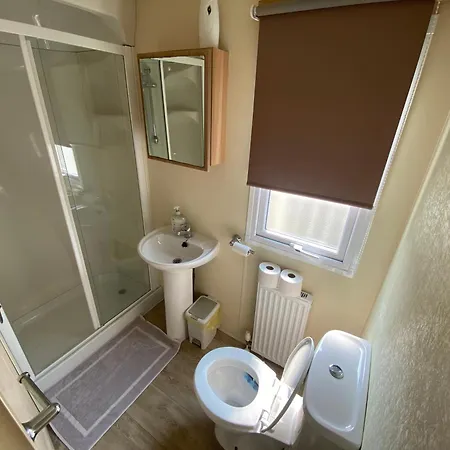 6 Berth Caravan Hire Close To Fantasy Island Ingoldmells Exterior photo